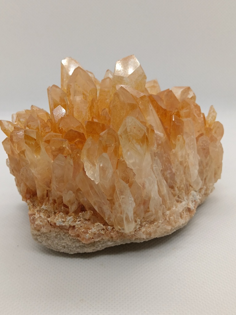 Amas De Quartz Hematoide